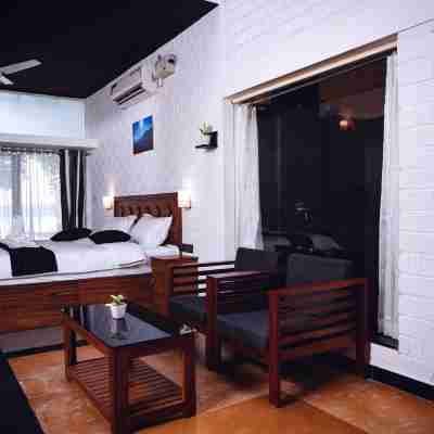 S RIVER RESORTS Rooms