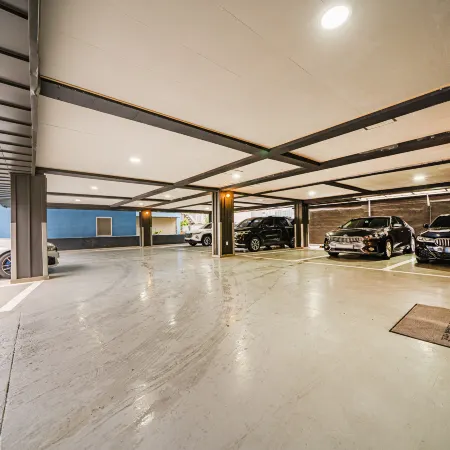 Noel Business Hotel