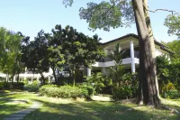 Cyberview Resort & Spa Các khách sạn gần Dpulze Residence