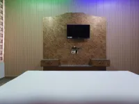 Surja Resort Hotels in Barabanki