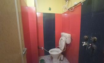 Royal Guest House, Gaya - Hizvo
