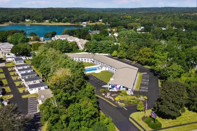 Spark by Hilton Mystic Groton Hotels in Ледиярд