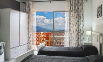 5 Swiss Hotel