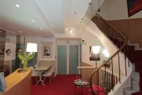 Azurene Royal Hotel