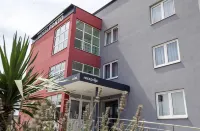 Hotel Porto Hotels near Saint Donatus’ Church