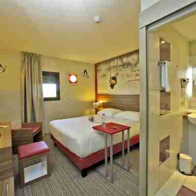 ibis Styles Castres Rooms