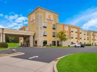 Comfort Suites Hudson I-94 Hotels in Hudson
