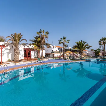 Bungalows Castillo Beach