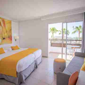 Servatur Waikiki Rooms