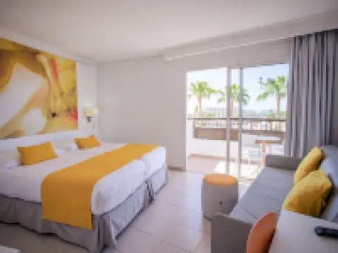 Servatur Waikiki Hotels in San Bartolome de Tirajana