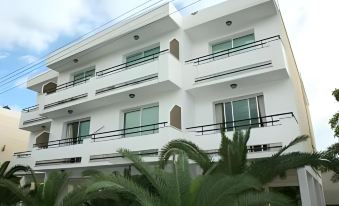 Marianna Hotel Apartments