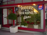 Brit Hotel Terminus Hoteles en Angulema