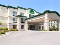 Wingate by Wyndham Augusta/Fort Eisenhower Hotels near Augusta Technical College