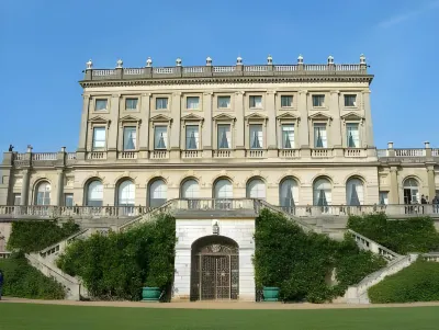 Cliveden House - an Iconic Luxury Hotel Hotel a 