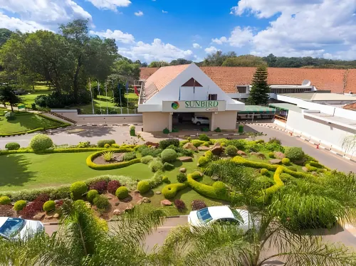 太陽鳥首都飯店