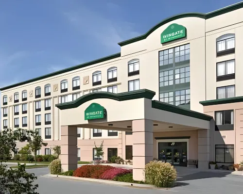 Holiday Inn Express & Suites BALTIMORE - BWI AIRPORT NORTH by IHG Hotels in Linthicum Heights