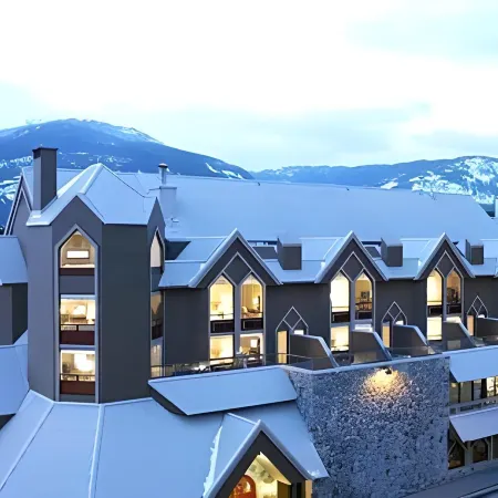 Adara Hotel