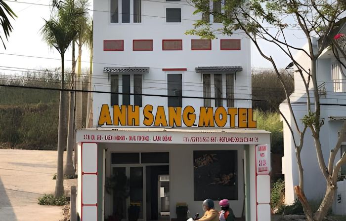 NHA NGHi Anh Sang