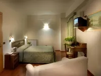 Park Hotel Các khách sạn ở Sezze