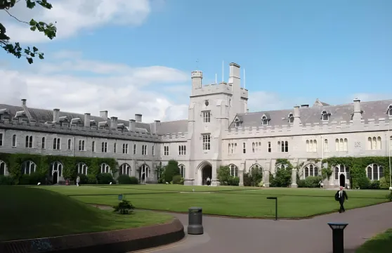 瑞德克里夫酒店