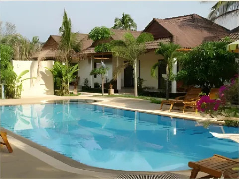 Cousin Resort Отели рядом с достопримечательностью «Small Sandy Beach»