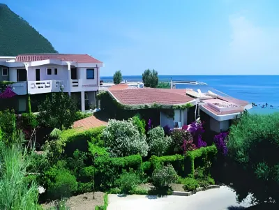 Costa Dorada فنادق في Cala Gonone