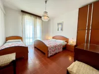 Comfy Flat with Terrace 250mt from the Sea -  Apartamentos vacacionales