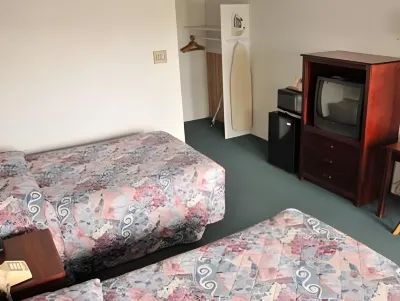 Stagecoach Motel