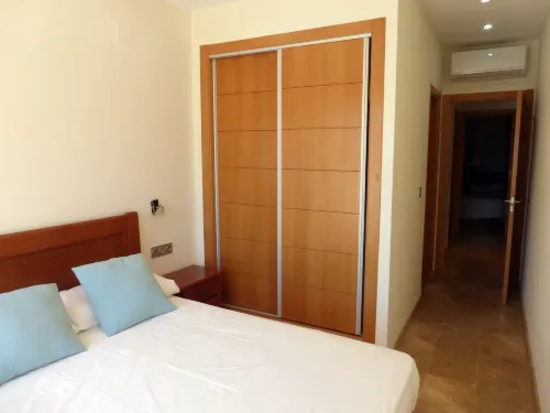 Beautiful 2 Bedroom 2 Bathroom Apartment with Pool - Badekar