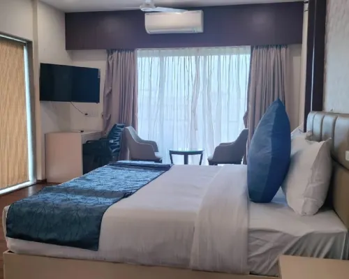 Hotel Swamiraj Chembur Các khách sạn gần Khu ổ chuột Dharavi
