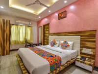 Wind Palace Hotel Hotels near Galta Gate