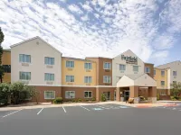 Fairfield Inn & Suites Austin-University Area Hotels near Congregation Beth Israel