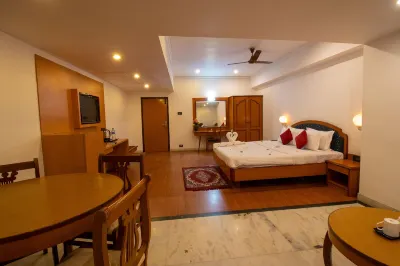 Dfront Golden Palace Hotels near Mudalaipatty Pudur