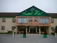 Hotel the Originals Bernay Acropole Hotels in Broglie