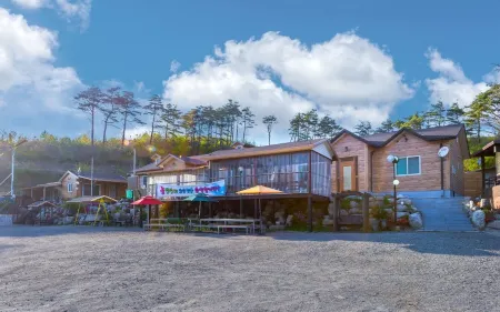 Yangyang Snow Pension Отели рядом с достопримечательностью «Uisangdae Pavilion»