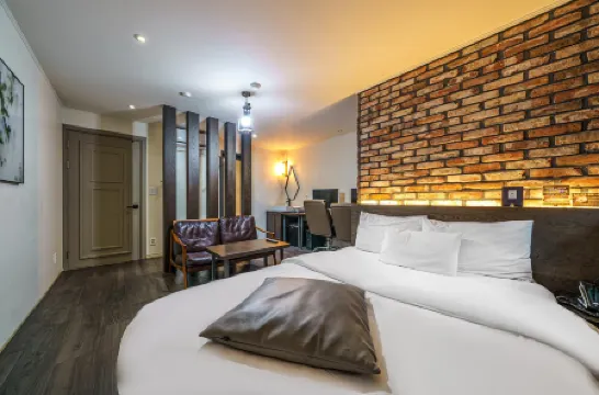 Hotel Yaja Dongincheon Отели рядом с достопримечательностью «Jei University»