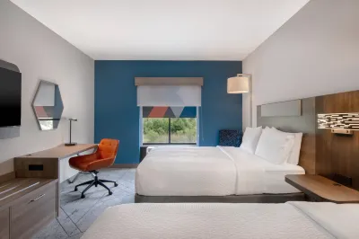 Holiday Inn Express & Suites Prattville South