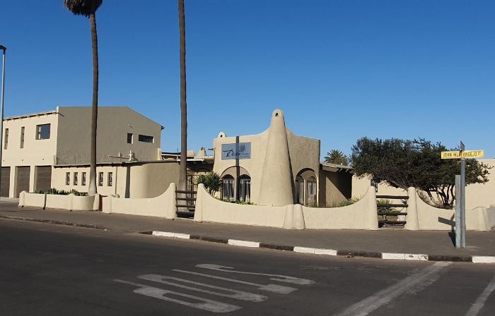 Desert Dreams Bed and Breakfast CC
