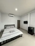 Daily Room LikeHome 400 Baht/Night Hotels near Wat Sahathammaram