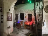 Zininur Boutique Hotel Hotels near Badıllı Şah market