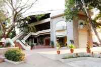 Ras by Treat Resorts, Silvassa - Các khách sạn ở 