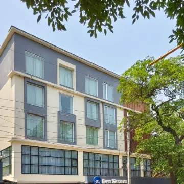 Best Western Maharani Bagh New Delhi Hotels near Hazrat Nizamuddin Station