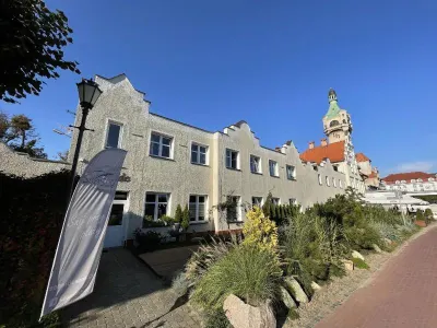 SeaSide Sopot Hotels near RIBY.PL Rejs motorówką RIB Sopot