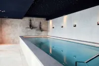 Van der Valk Hotel Gorinchem - Kolam Renang