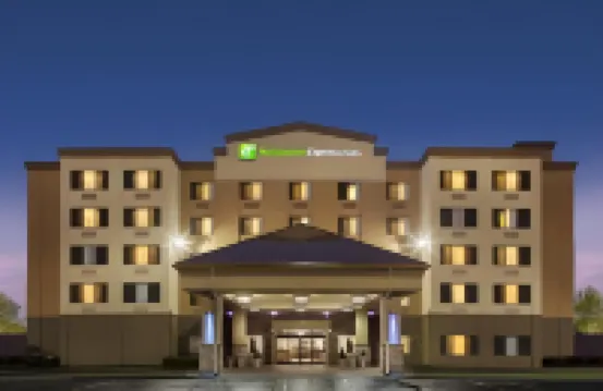Holiday Inn Express & Suites CORALVILLE by IHG Hotels in Coralville