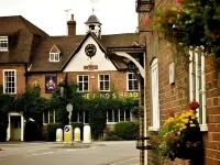 Hinds Head Hotels in 