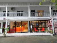 Easy Backpackers Paradise