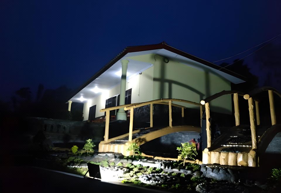 Gubuk Ndeso Bromo