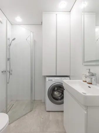 Yevrouyut svetlaya studiya vozle dostoprimechatelnostey Flat Отели рядом с достопримечательностью «Гродненский государственный университет имени Янки Купалы»