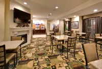 Holiday Inn Express & Suites PLEASANT PRAIRIE / KENOSHA by IHG